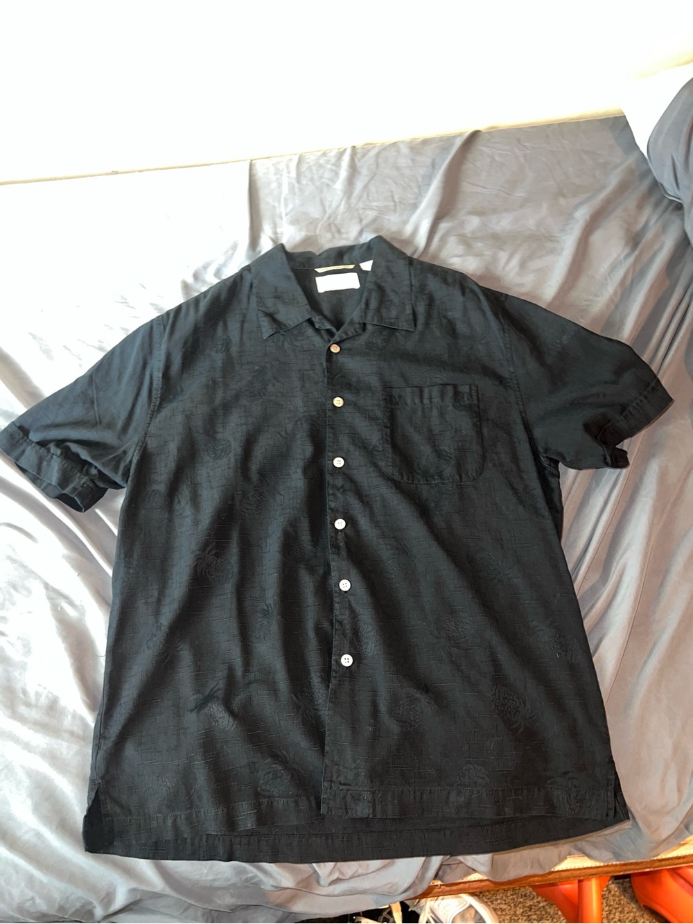 Cubavera Men's Heritage Fit Black Button-Up Shirt